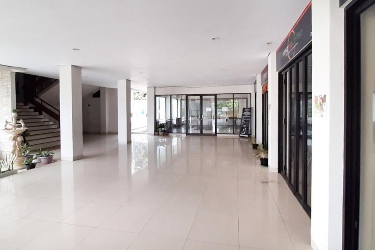 Reddoorz Plus @ Bitung City Center Dış mekan fotoğraf
