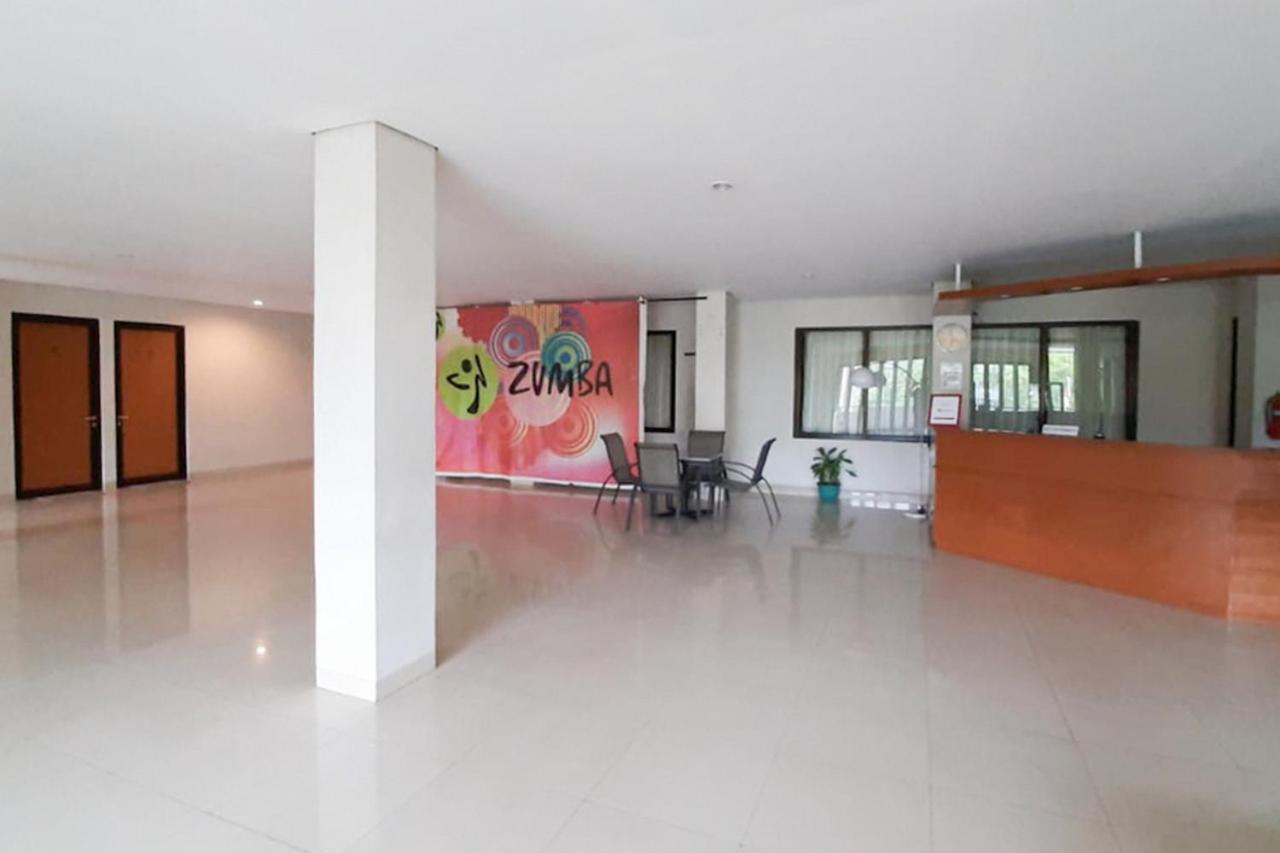 Reddoorz Plus @ Bitung City Center Dış mekan fotoğraf
